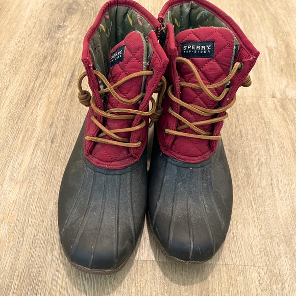 Sperry Winter Boots - Picture 2 of 3